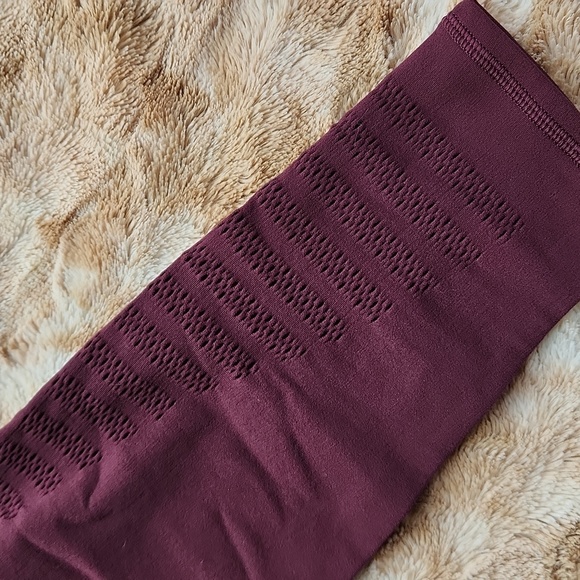 💫Lululemon Reveal Crop (Stripes 17")Dark Adobe - Picture 9 of 11